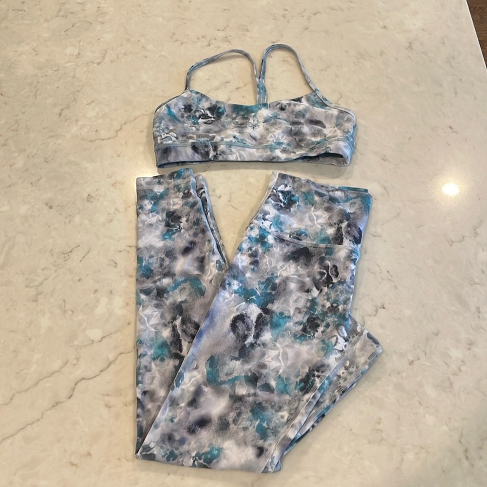 Lululemon Y Bra in Blue Floral